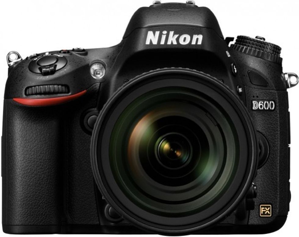 Nikon_d600_front1-616x488