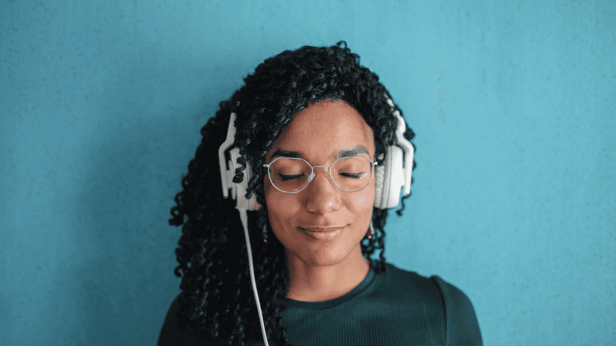 Nofilmschool_header_script_speaker