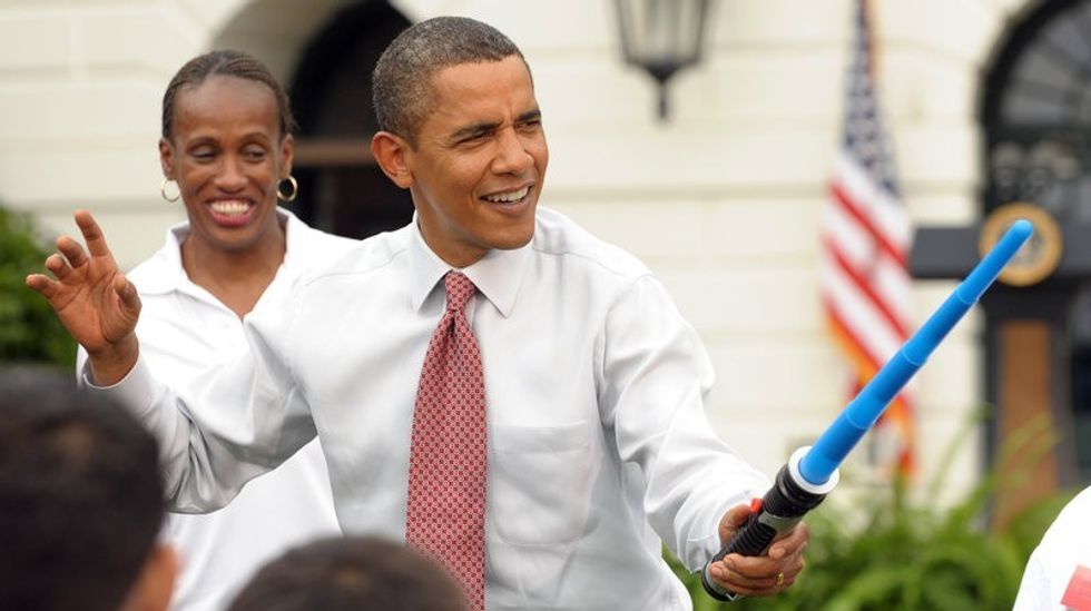 Obamasaber012way_custom-3a72a4858c7947f952084a8a64b3f0eb0c67cc0a-s800-c85