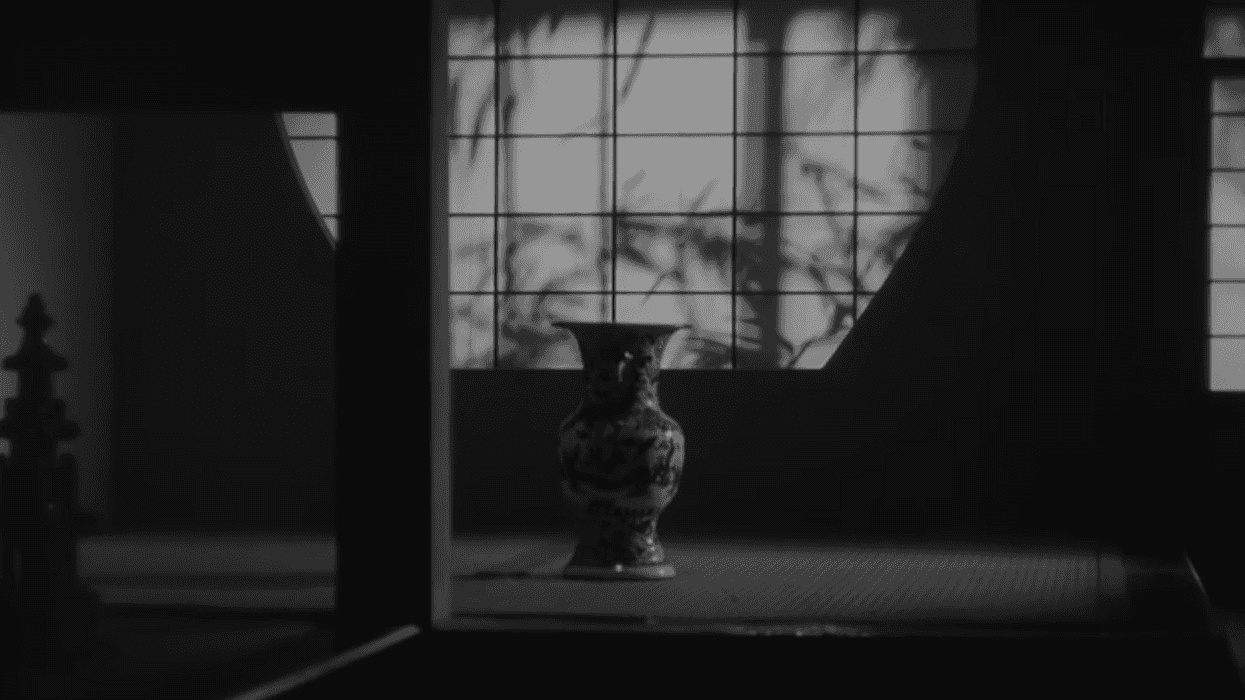 Ozu_vase