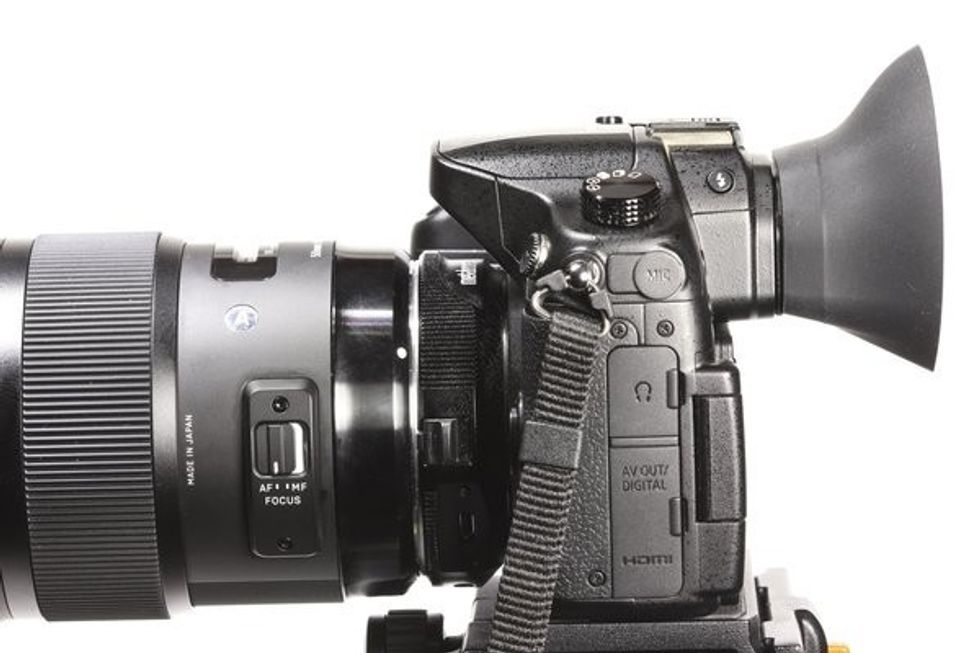 Panasonic_gh4_g-cup_eyecup_side_miller_and_schneider