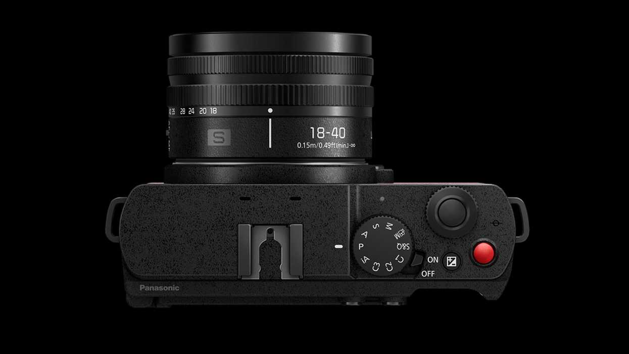 Panasonic LUMIX S 18-40mm f/4.5-6.3 Lens
