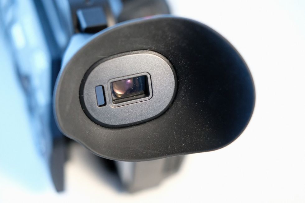 Pansonic_ux_180_-18