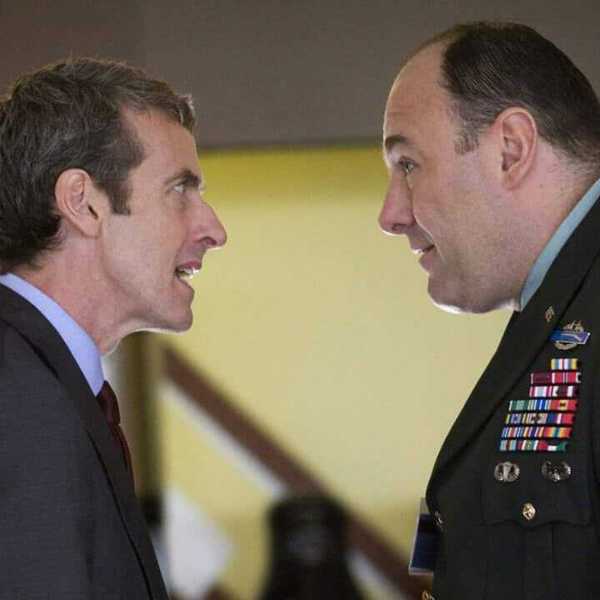 Peter Capaldi and James Gandolfini in 'In the Loop'