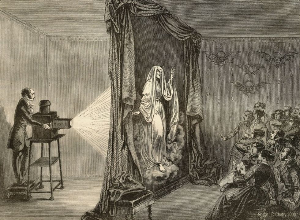 Phantasmagoria_and_cinema_
