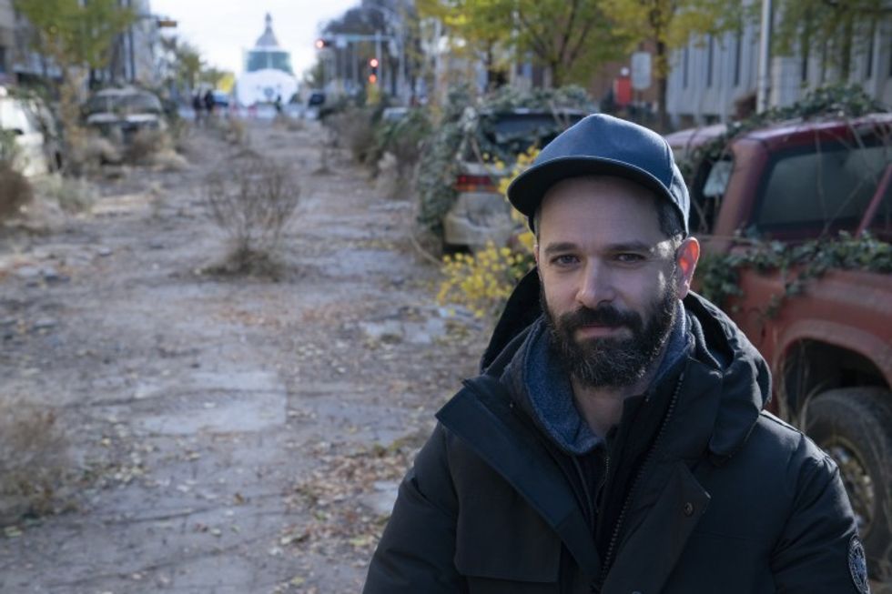 Production designer John Paino talks about his work on 'The Last of Us'