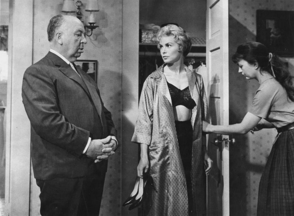 Psycho-1960-hitchcock-on-set