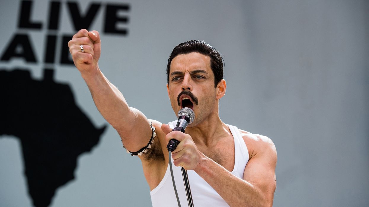 Rami Malek's 'Bohemian Rhapsody' Live Aid Performance (Matched with Actual  Queen Concert Footage)