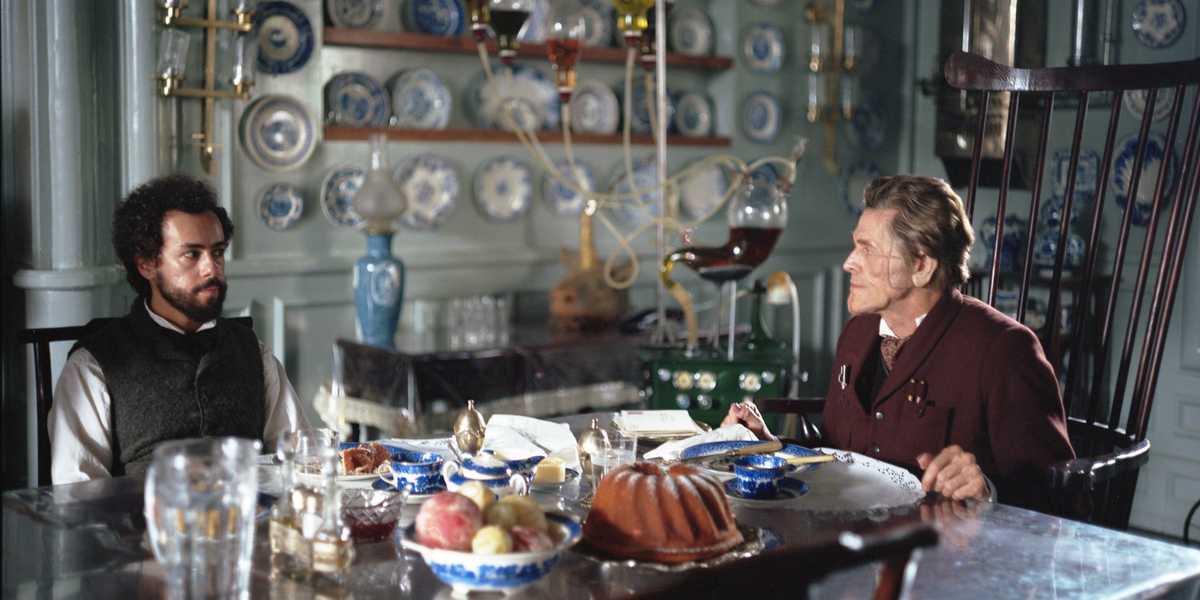 Ramy Youssef and Willem Dafoe in 'Poor Things'