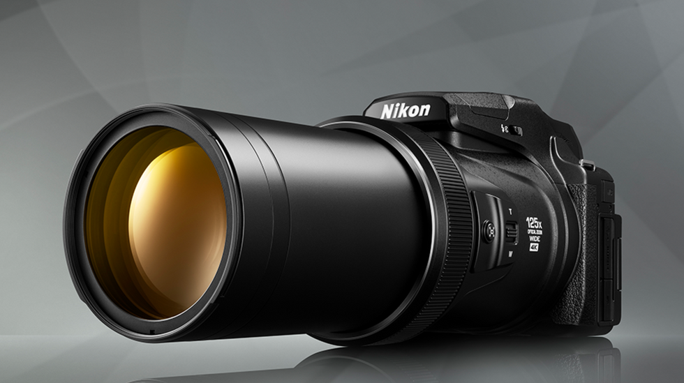 Record the Moon in UHD 4K with the New Nikon COOLPIX P1100