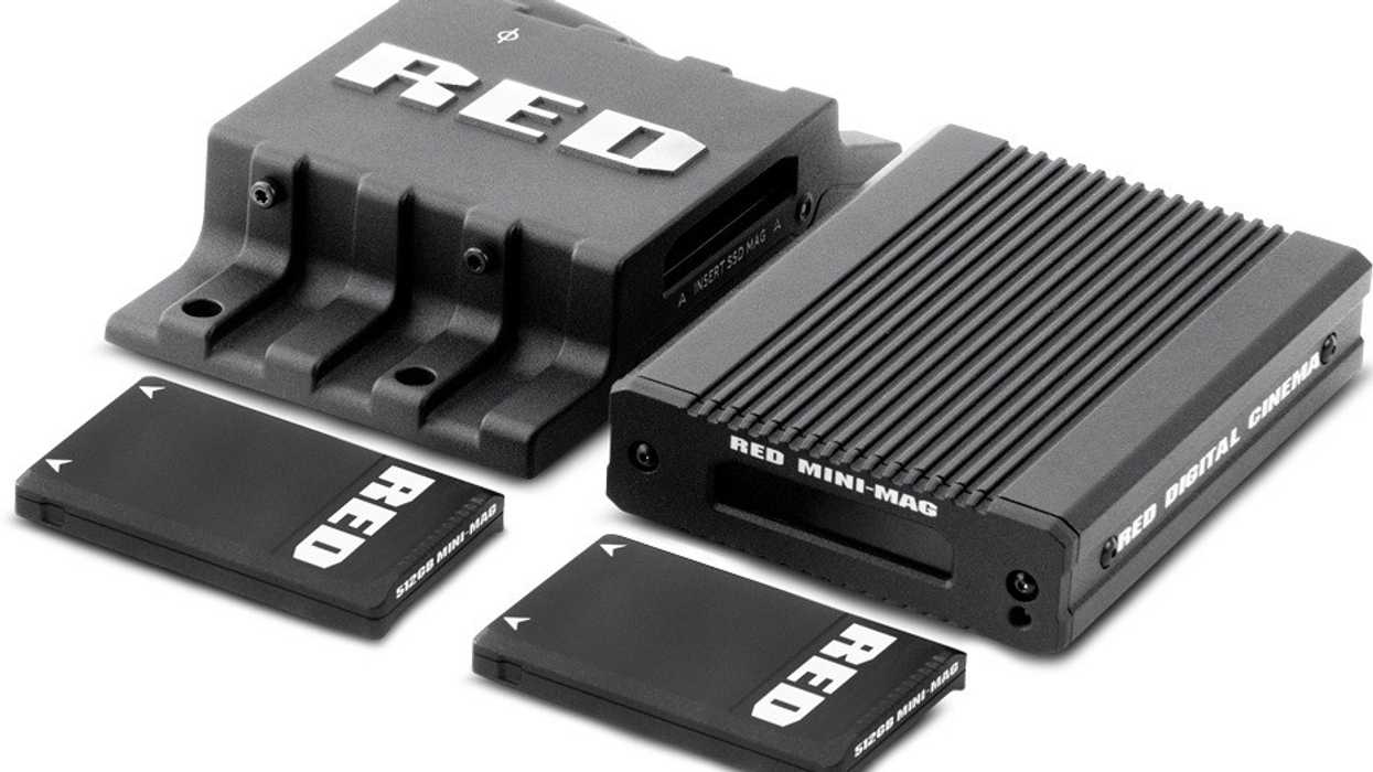 Red-512gb-mini-mag-side-ssd-reader