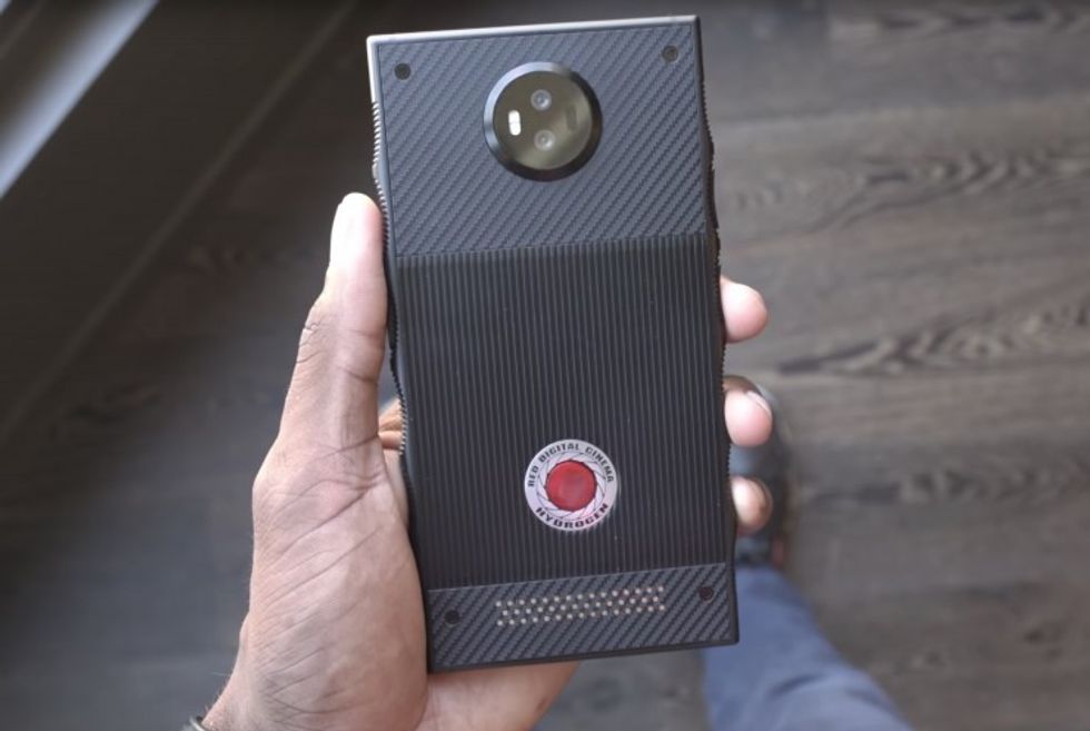 Red-hydrogen_2