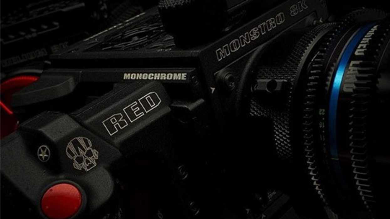 Red_monstro_monochrome_01