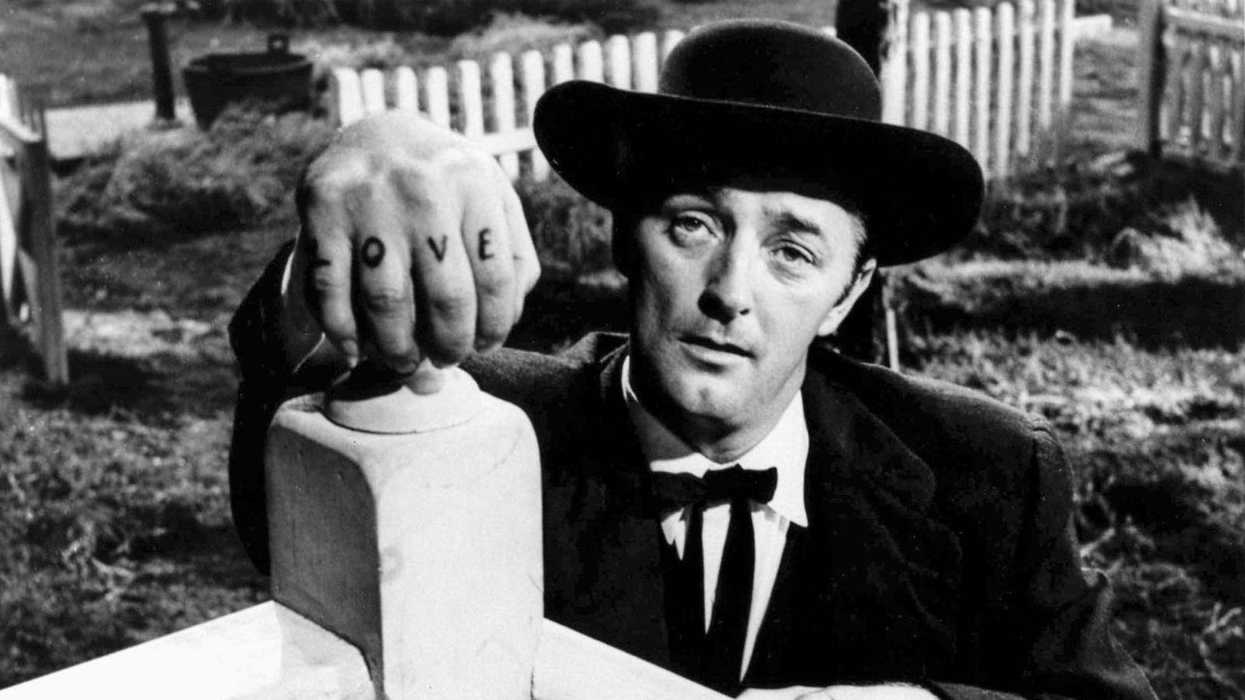 Robert-mitchum-the-night-of-the-hunter