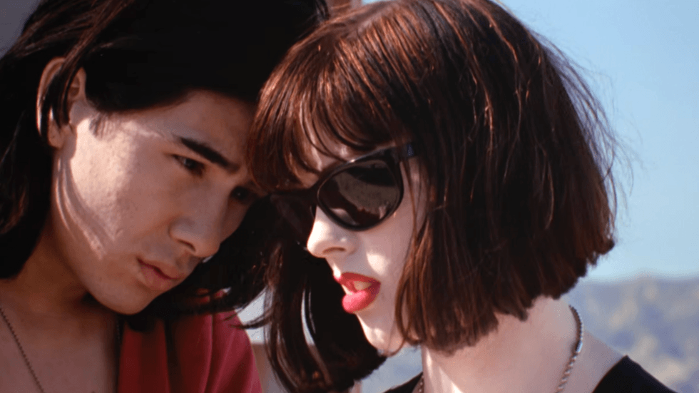 Rose McGowan (as Amy Blue) and James Duval (as Jordan White) in a still from 'The Doom Generation'