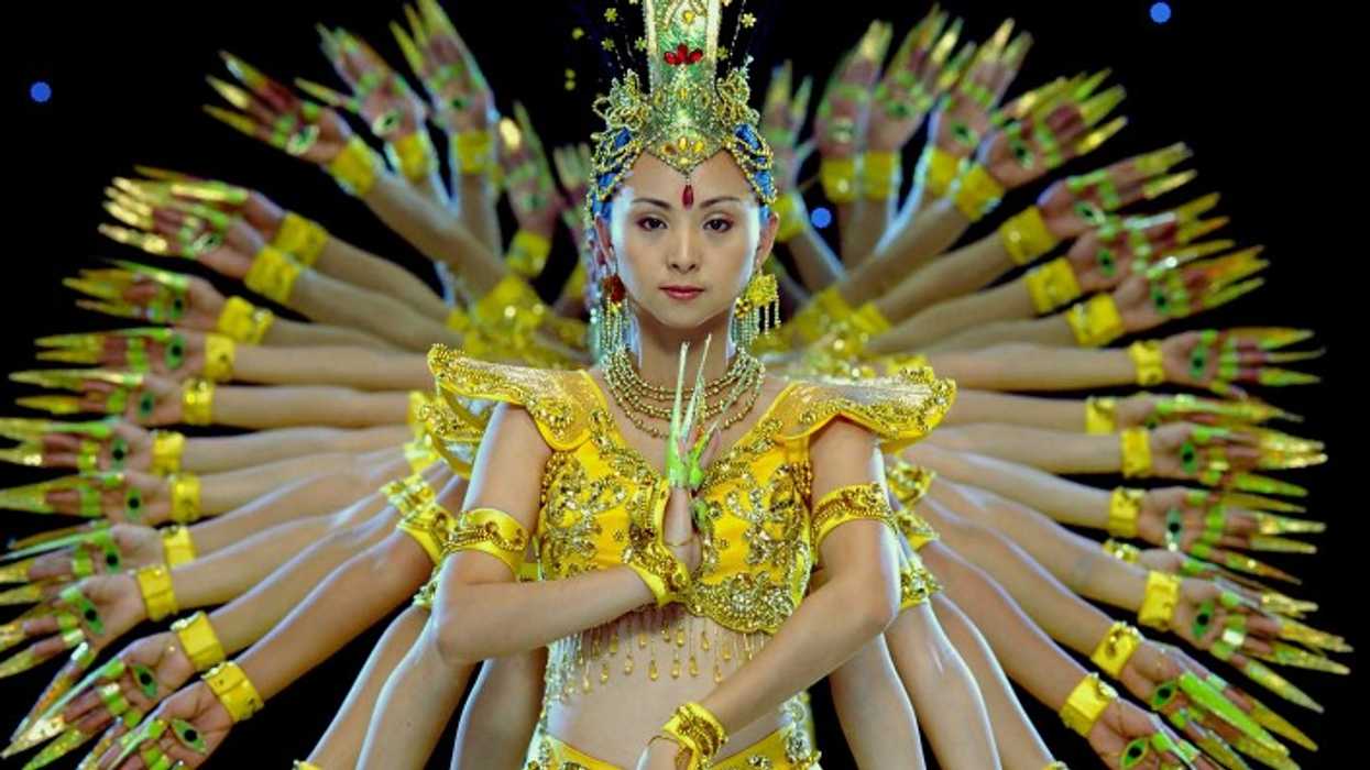 Samsara-70mm-4k-ron-fricke-mark-magidson-25-countries-5-years