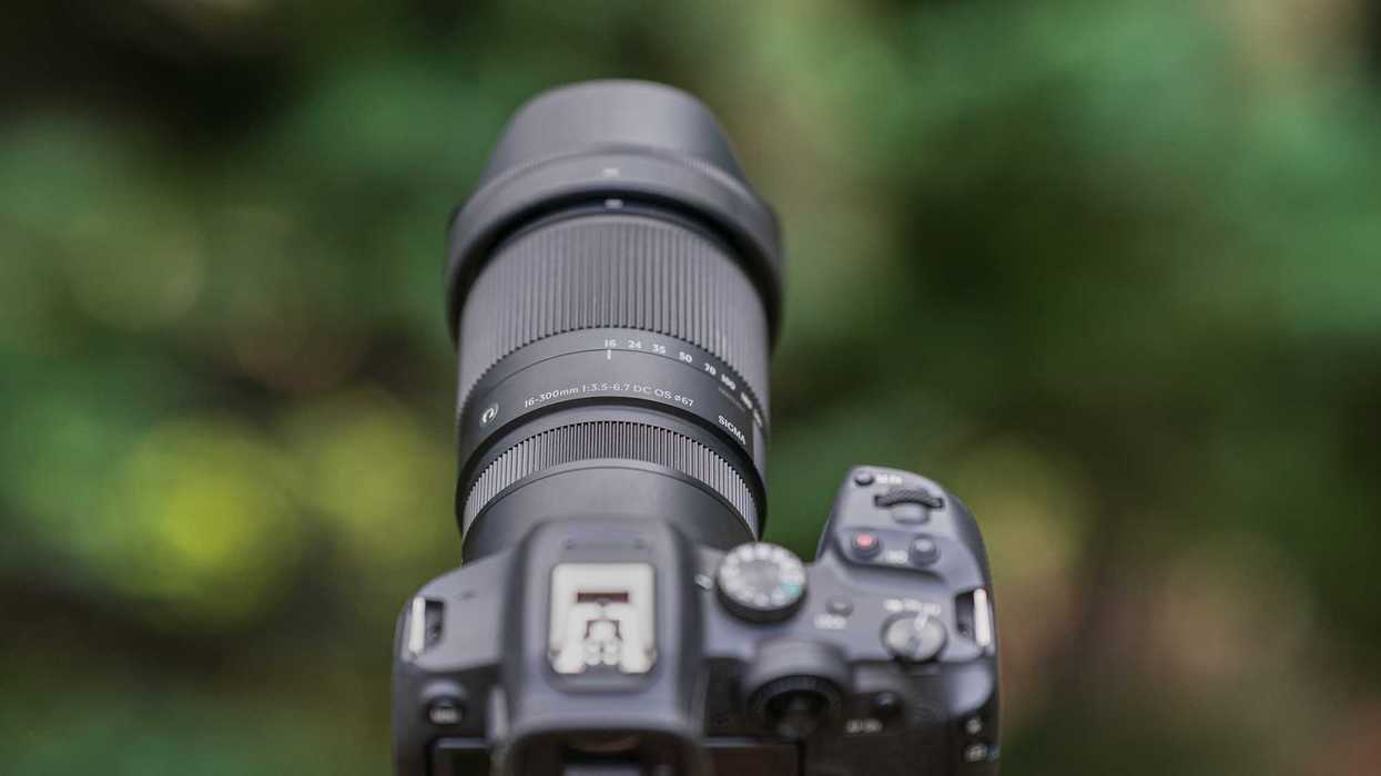 Sigma 16-300mm f/3.5-6.7 DC OS Contemporary Lens