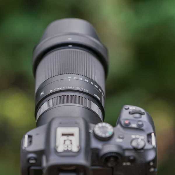 Sigma 16-300mm f/3.5-6.7 DC OS Contemporary Lens