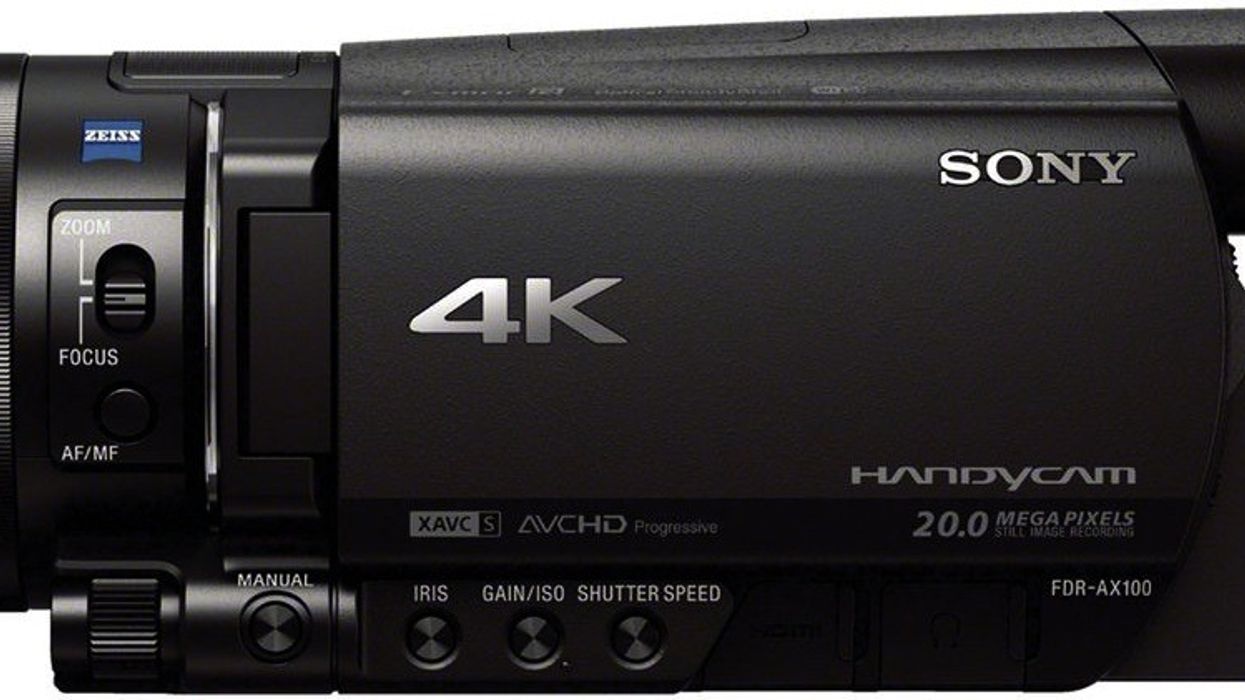 Sony-fdr-ax100-side