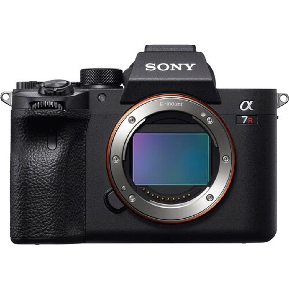 Sony_ilce7rm4a_b_alpha_a7r_iv_mirrorless_1640094359_1645238_0