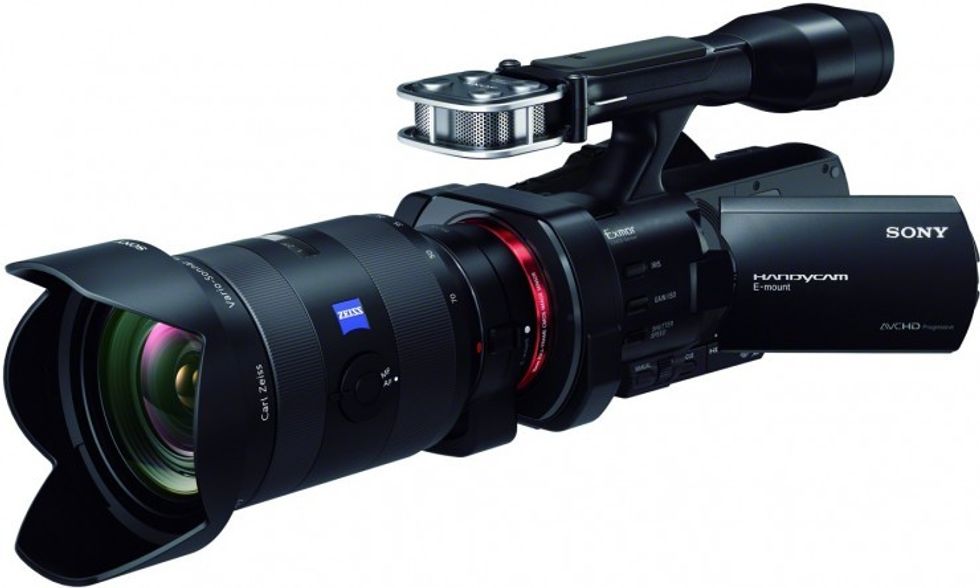 Sony_nex-vg900e-e1347465897585