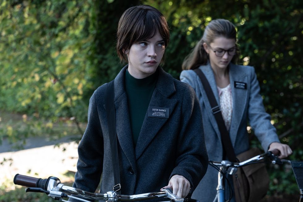 Sophie Thatcher, Chloe East in Heretic