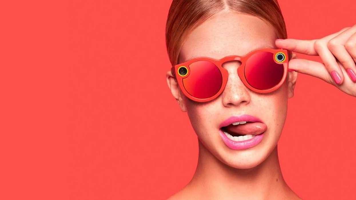 Spectacles-red-crop