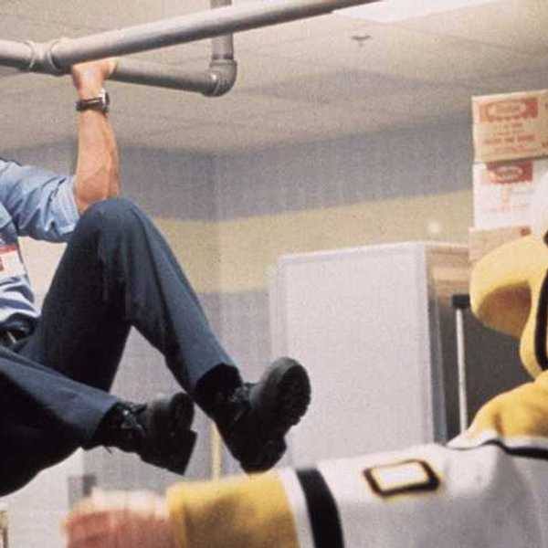 Sudden Death Van Damme