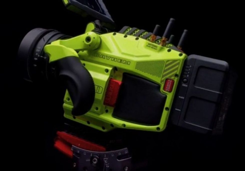 Super_35mm_red_helium_8k_sensor_camera_joins_transformers_the_last_night_in_detroit_3_scaled_800