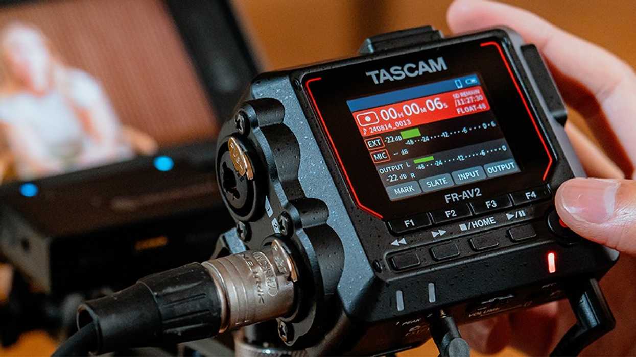 TASCAM FR-AV2