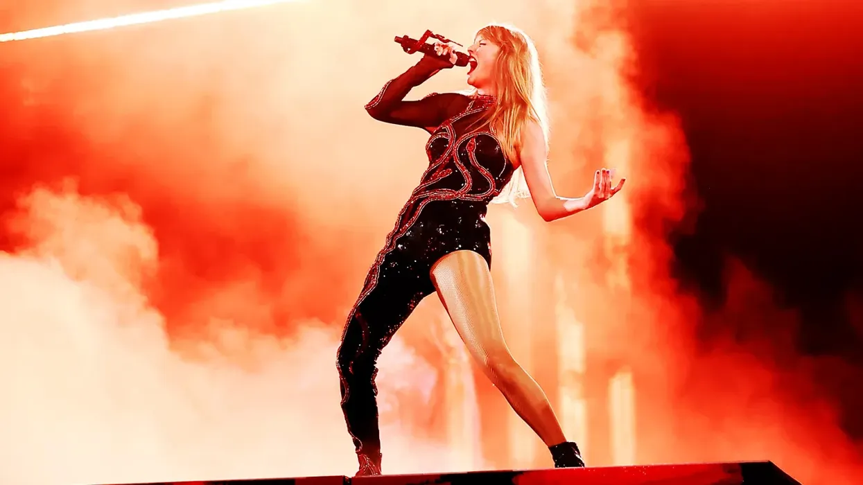 Taylor Swift preforming her reputation era in 'Taylor Swift: Eras Tour'