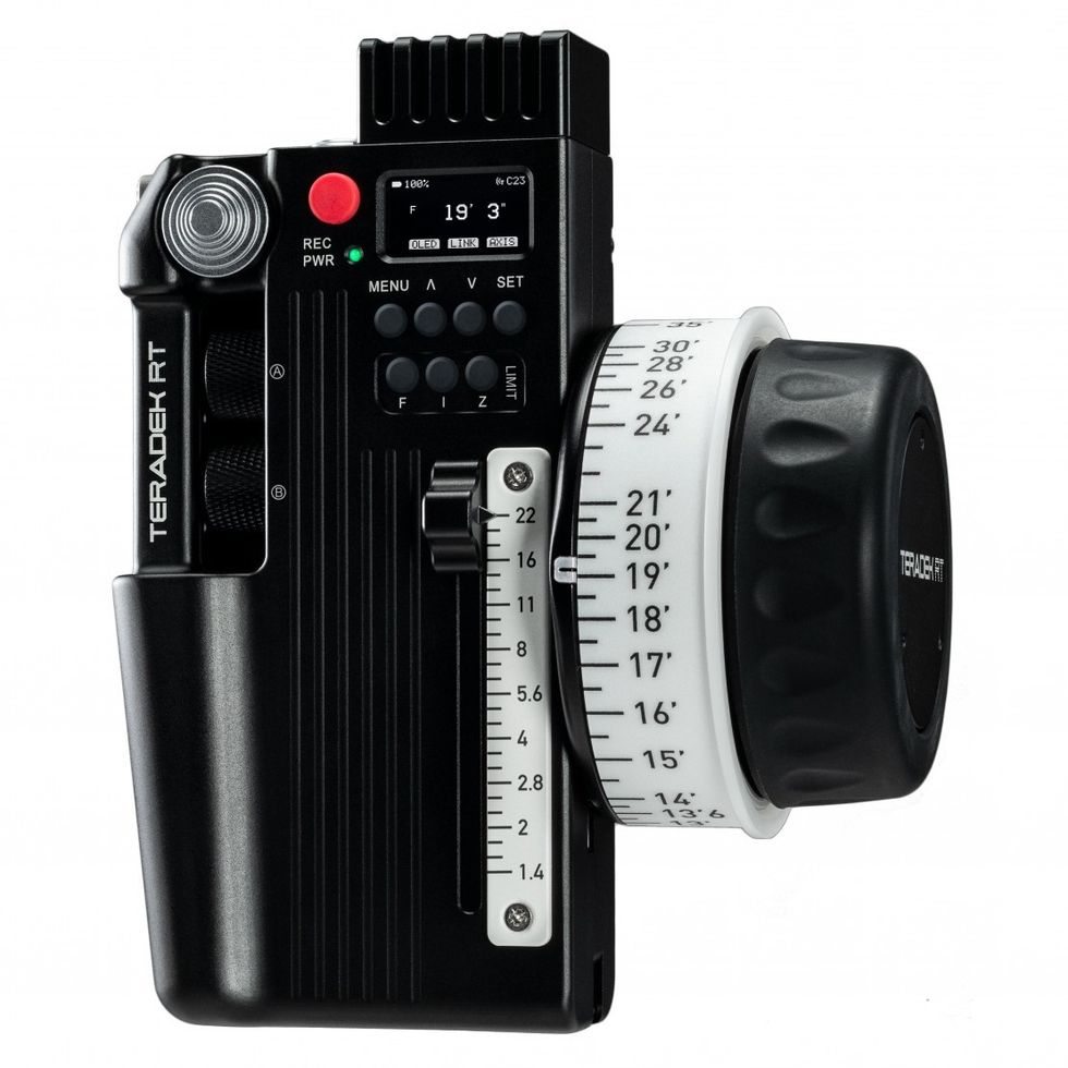 Teradek-rt_ctrl-3_white_store-image_front-three-quarters