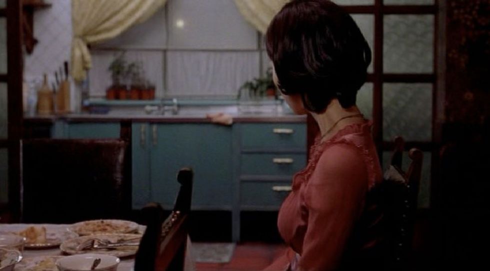 The_color_story_in_a_tale_of_two_sisters