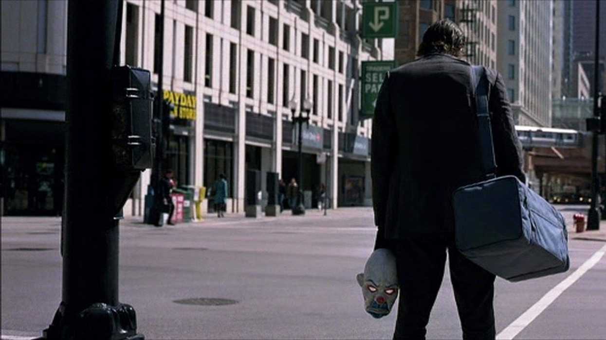 The_dark_knight_opening_scene_0