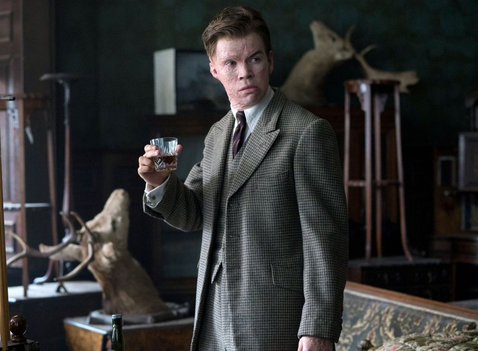 The-little-stranger-will-poulter-1
