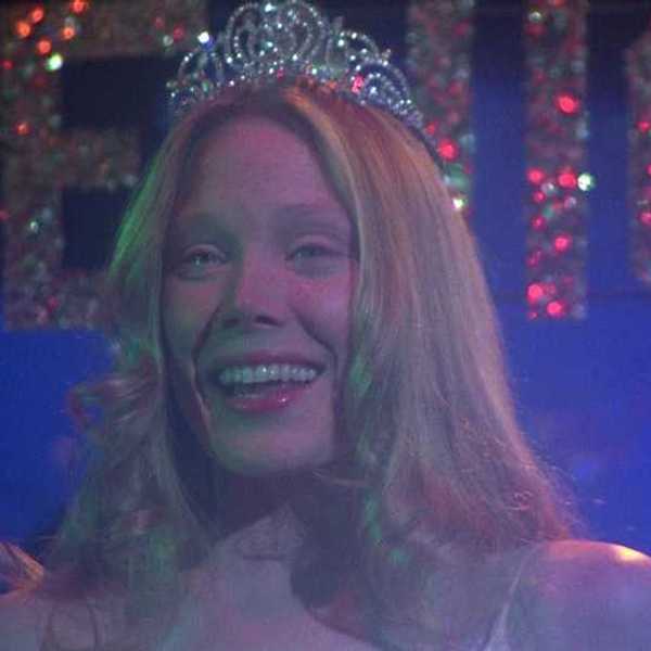 The Simple Horror of 'Carrie'