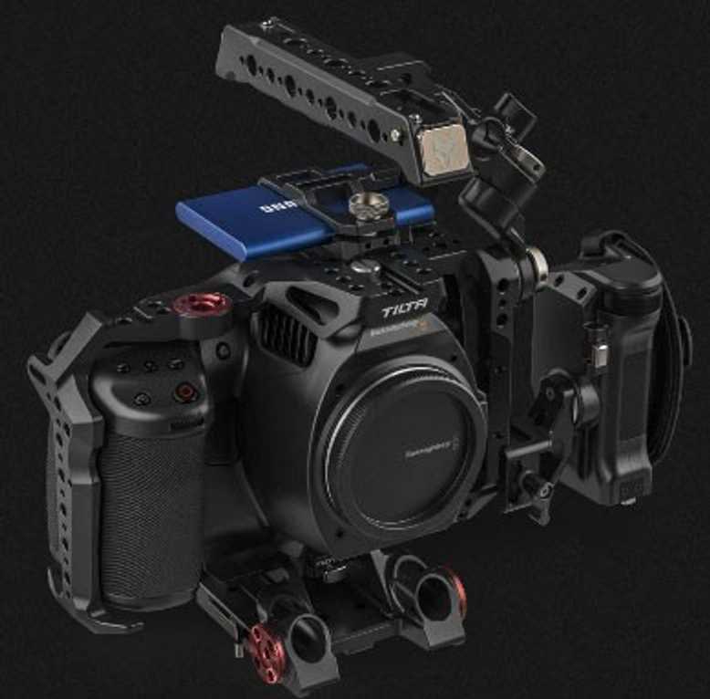 TILTA TA-T11-A-B - Gabbia Completa Per Fotocamera BMPCC 6K Pro Con Maniglie, Supporti SSD E Aste 15 Mm (Kit Advanced)