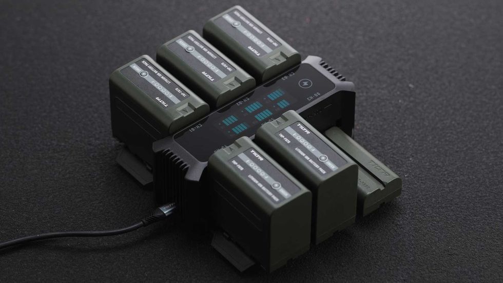 Tilta Foldable Charging Station