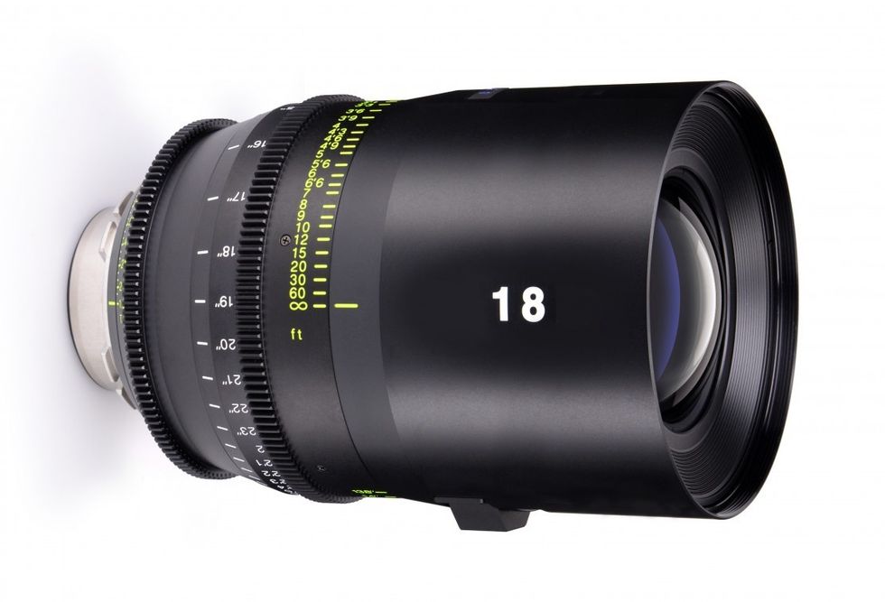 Tokina_vista_18mm