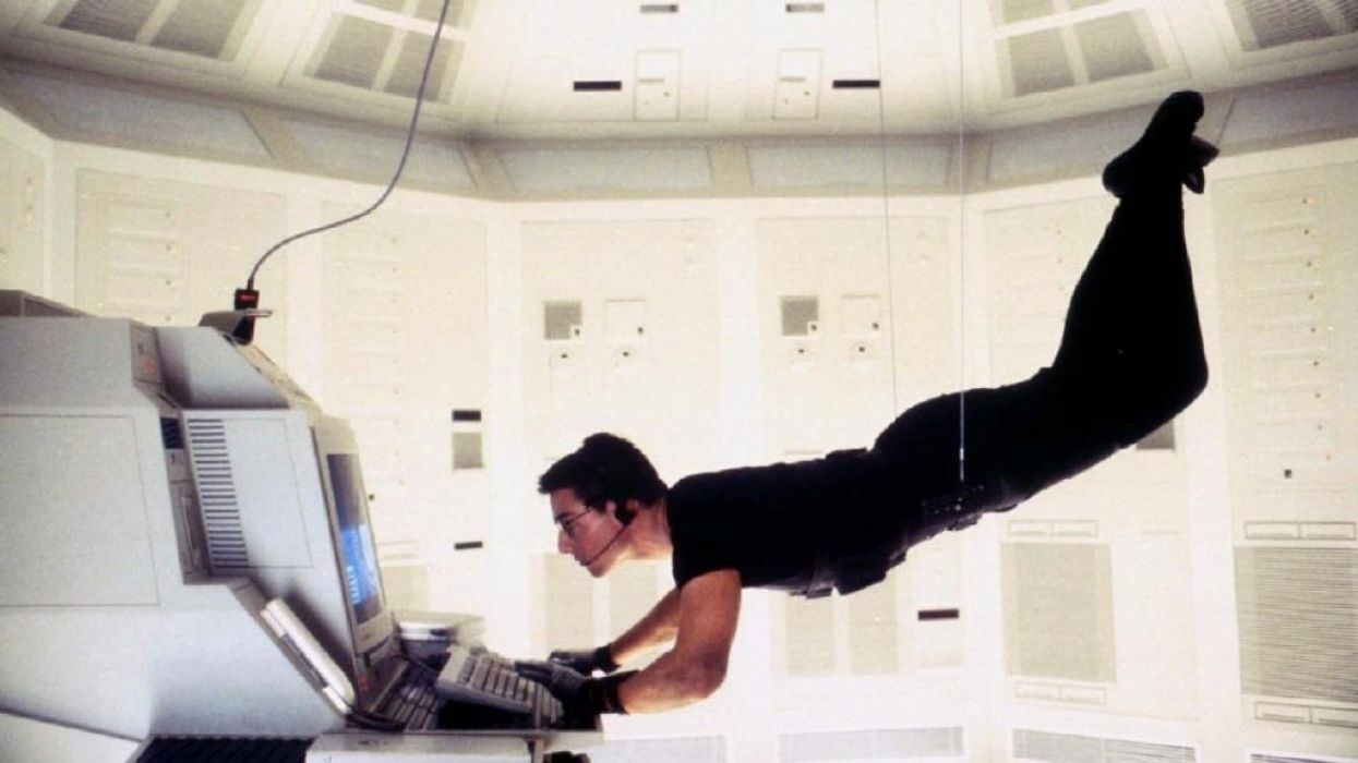 Tom_cruise_mission_impossible_1996_