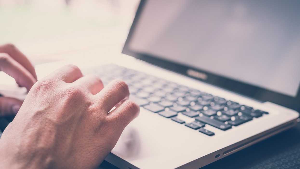 Typing_writing