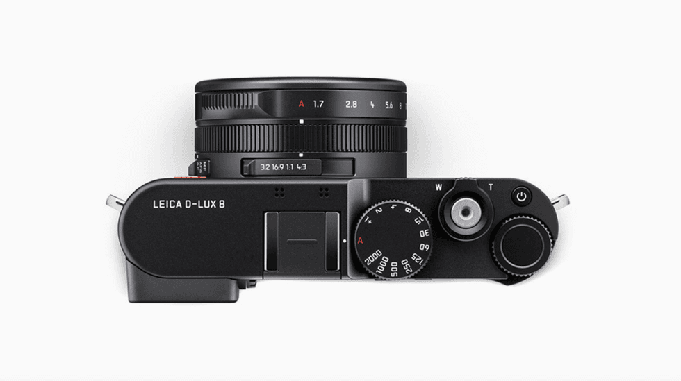 \u200bLeica D-Lux 8 top