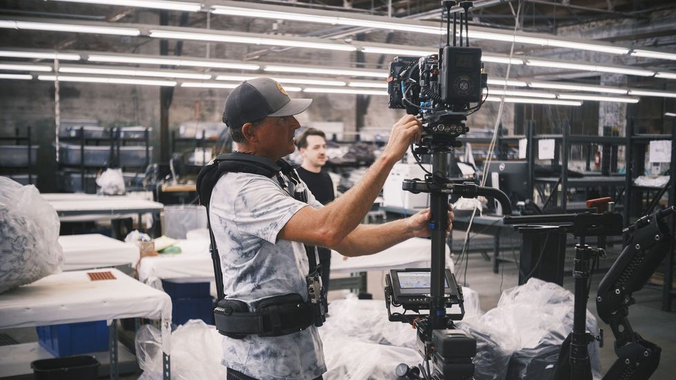 \u200bStedicam Operator Jason Leeds, SOC balancing his Stedicam Sled.