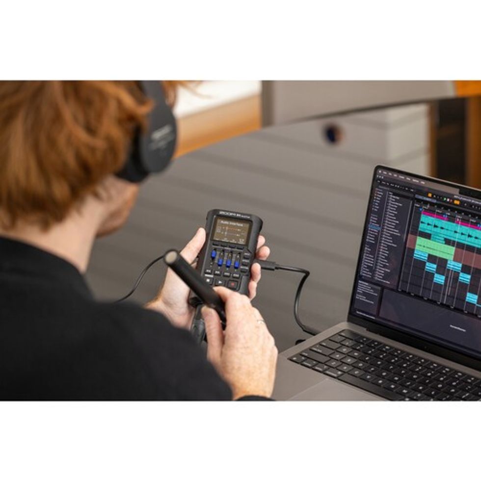 Never Clip Your Audio Again With the Zoom R4 MultiTrak