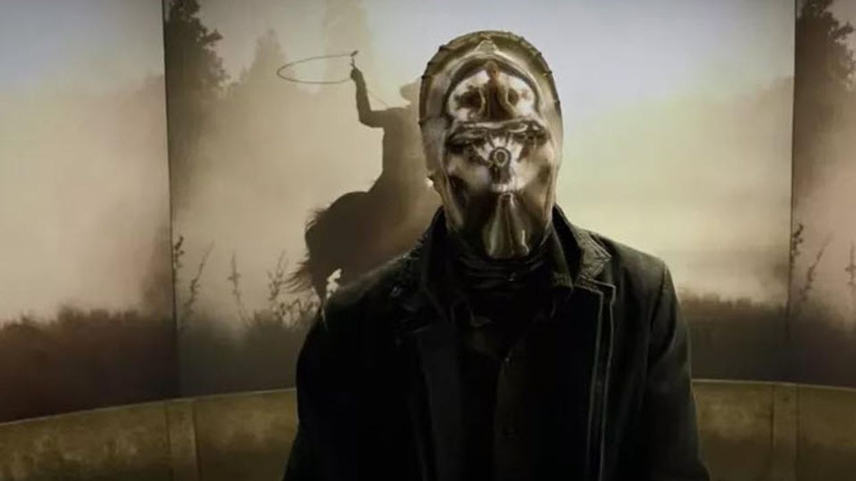 How the Hell Does 'Watchmen' Shoot Looking Glass' Mask?