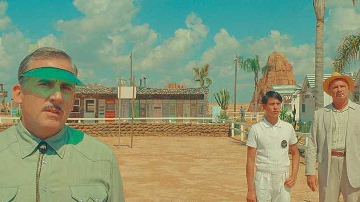 Wes Anderson Uses the "3 Color Rule"