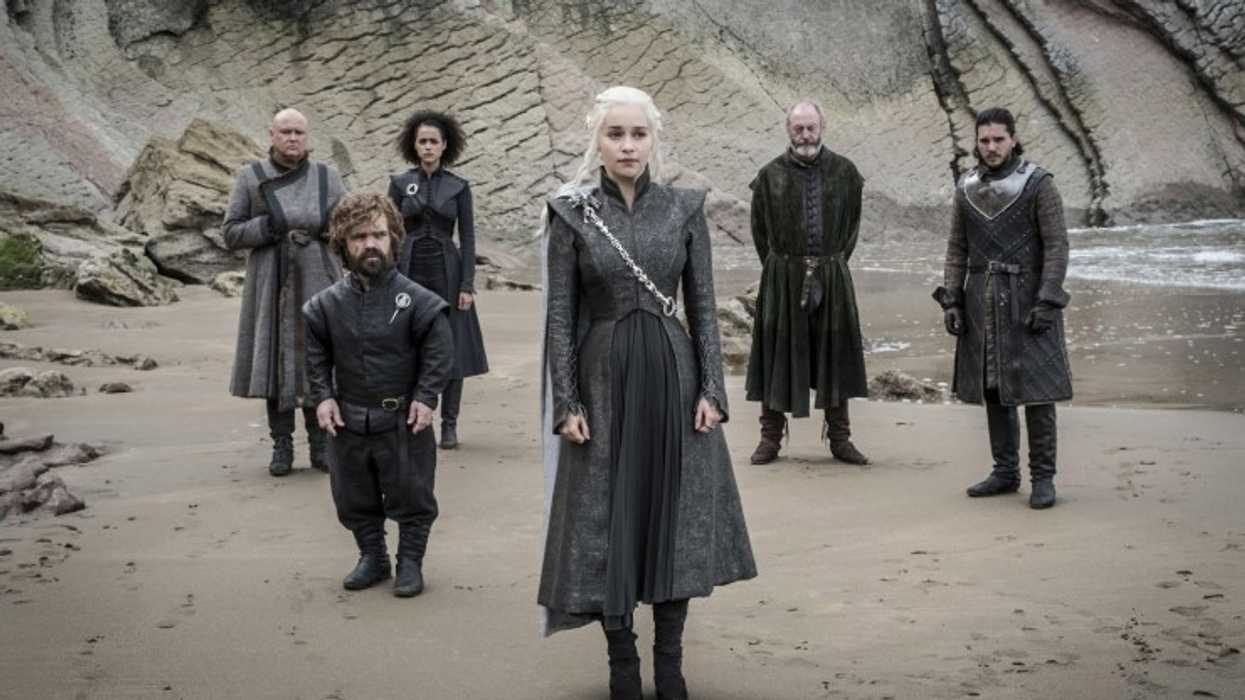 What are Parallel Storylines in Film and TV?