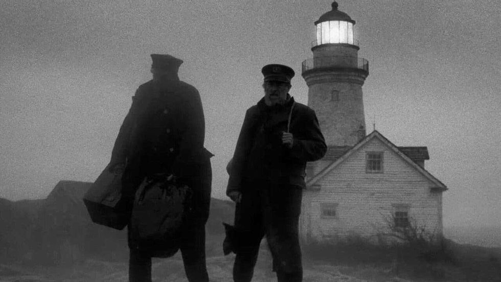 Willem Dafoe and Robert Pattinson in \u2018The Lighthouse\u2019