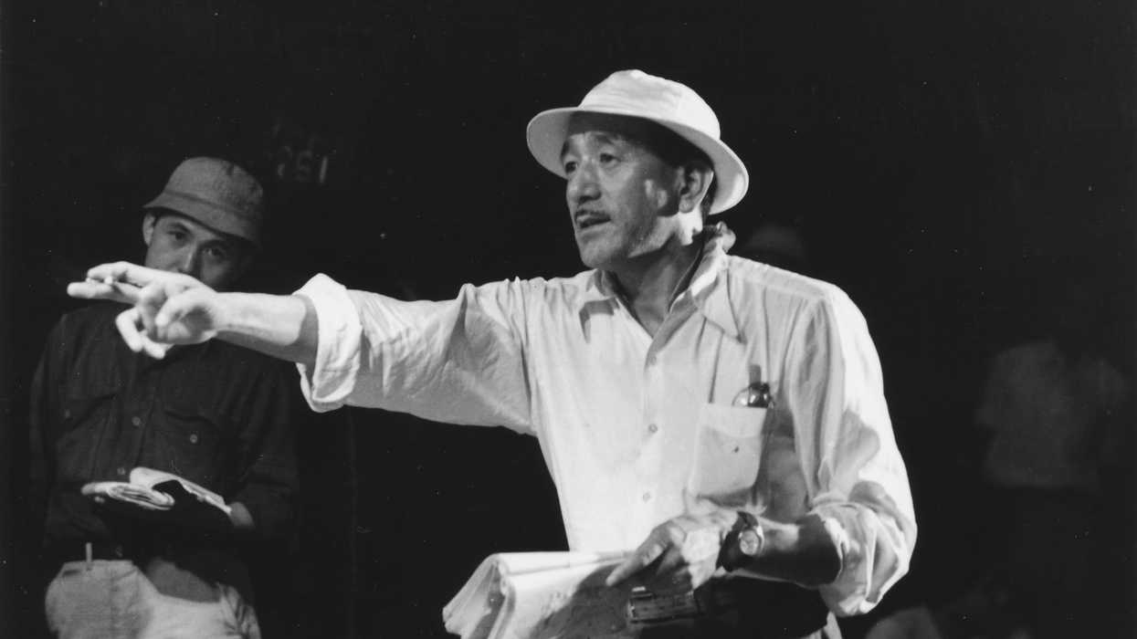 Yasujirō Ozu directing