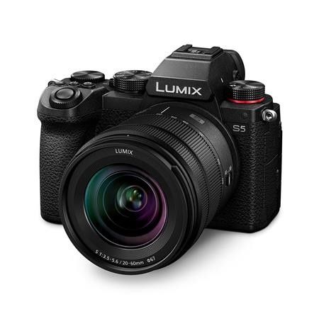 Panasonic Lumix DC-S5 Mirrorless Digital Camera with Lumix S 20-60mm f/3.5-5.6 L-Mount Lens